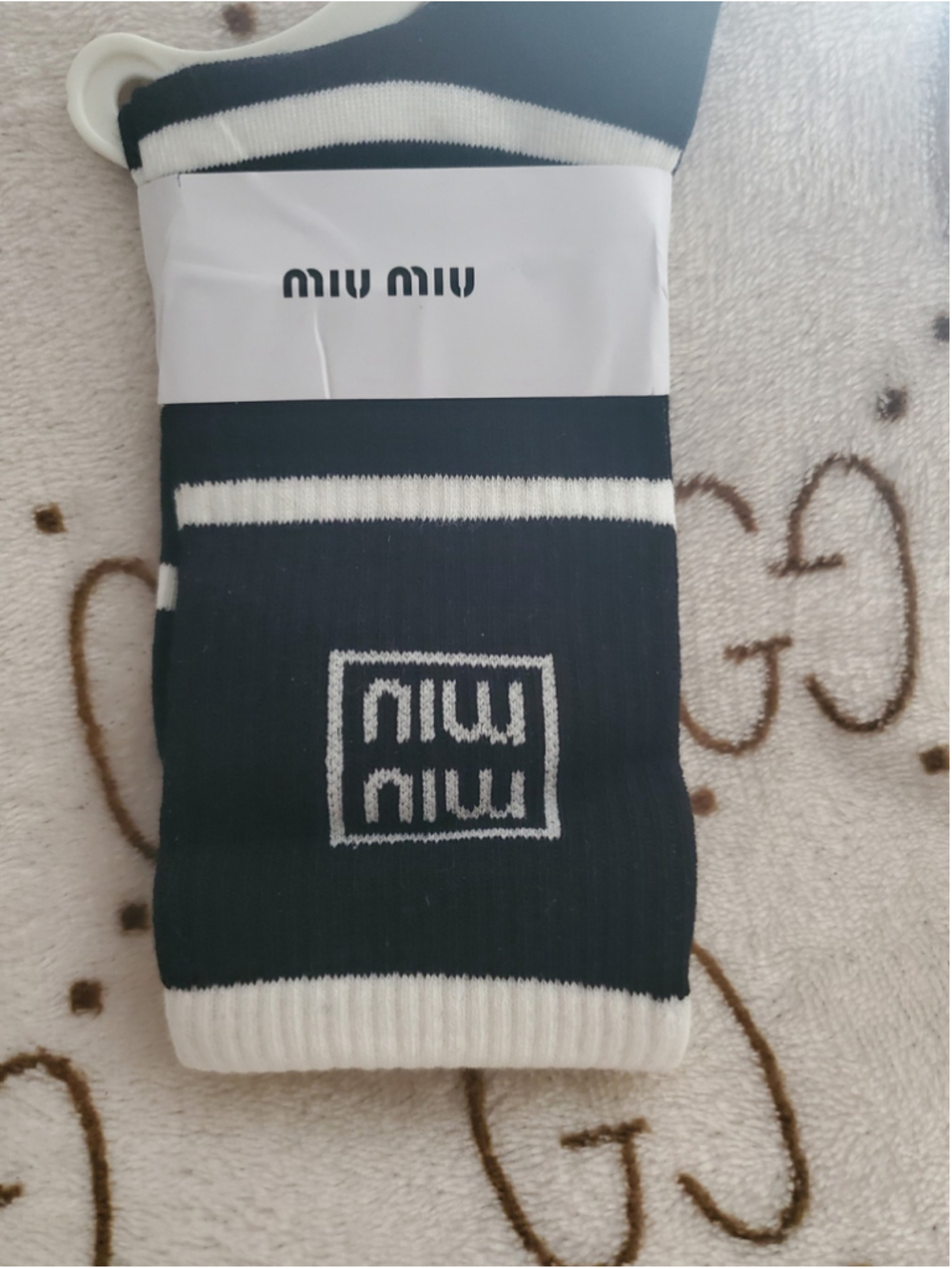 Classic Unisex Black and White socks women size 7-9